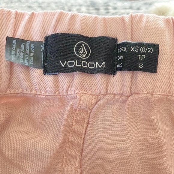 Volcom‎ Pink ‘Sunday Strut’ Shorts - Picture 8 of 10